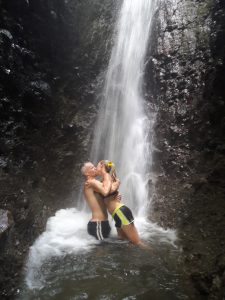 website CR waterfall kiss